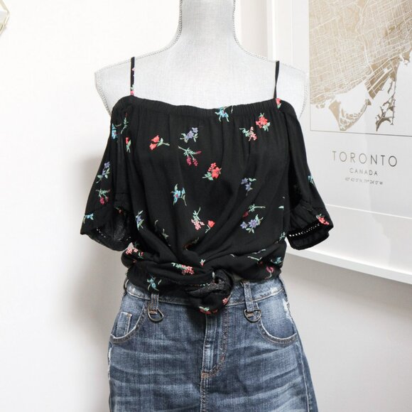 OLD NAVY Black Wildflower Print Peasant Tee - Picture 1 of 8